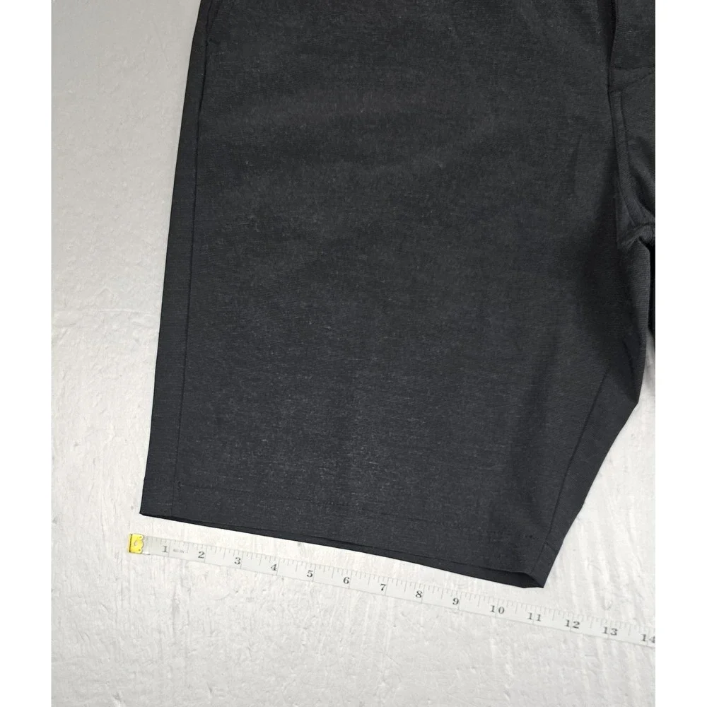 Travis Mathew Golf Shorts Mens 36 Midnight Black Athletic Performance Flat Front - Picture 5 of 8